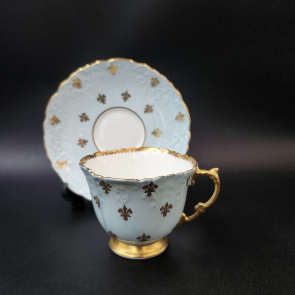 Vintage Aynsley Quatrefoil "Fleur De Lis" Light Blue Tea Cup & Saucer England - Picture 1 of 10